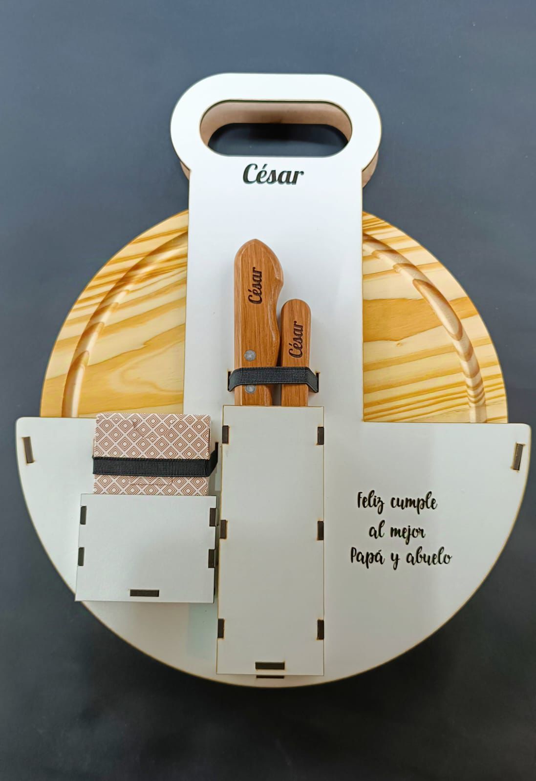 Set Asado Tabla Redonda Personalizado Mejor Regalo - Imprenta Bascans - Impresión de Calidad a Medida desde 1952