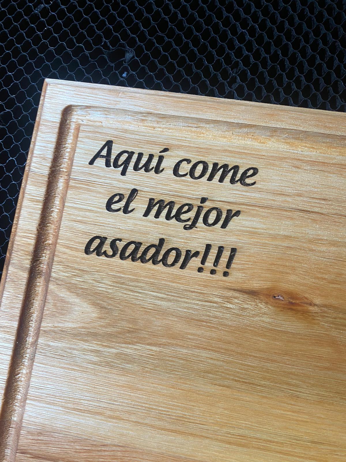 Tabla Asado 30x50 Cm Grande + Grabado Láser Personalizado - Imprenta Bascans - Impresión de Calidad a Medida desde 1952